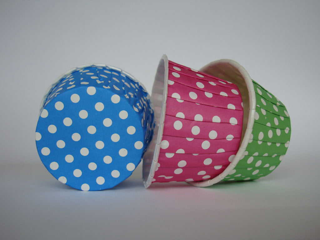 Baking Cups: Pleated Polka Dots/Spots: Pack of 20